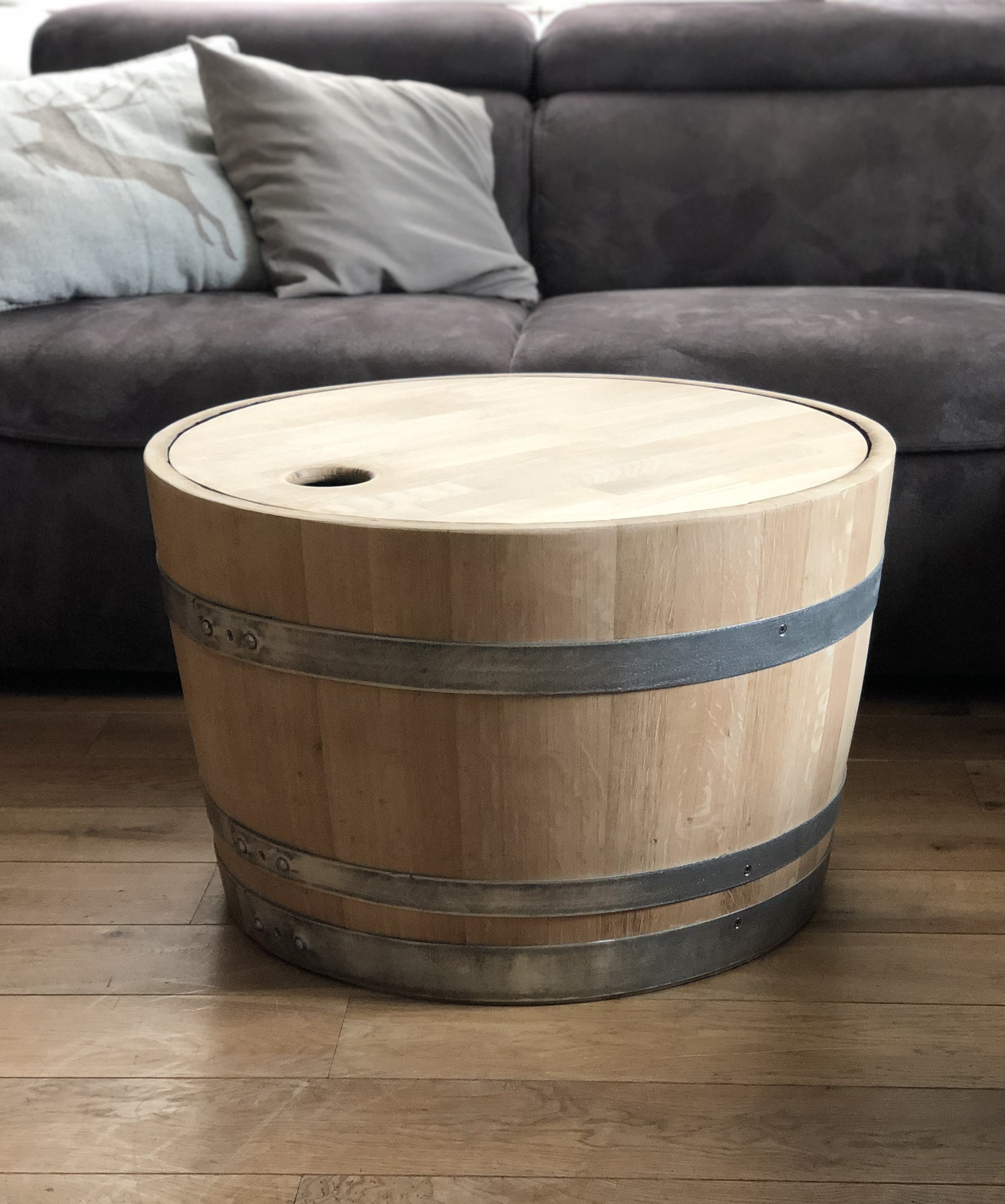 Weinfass Couchtisch mit Holzdeckel natur