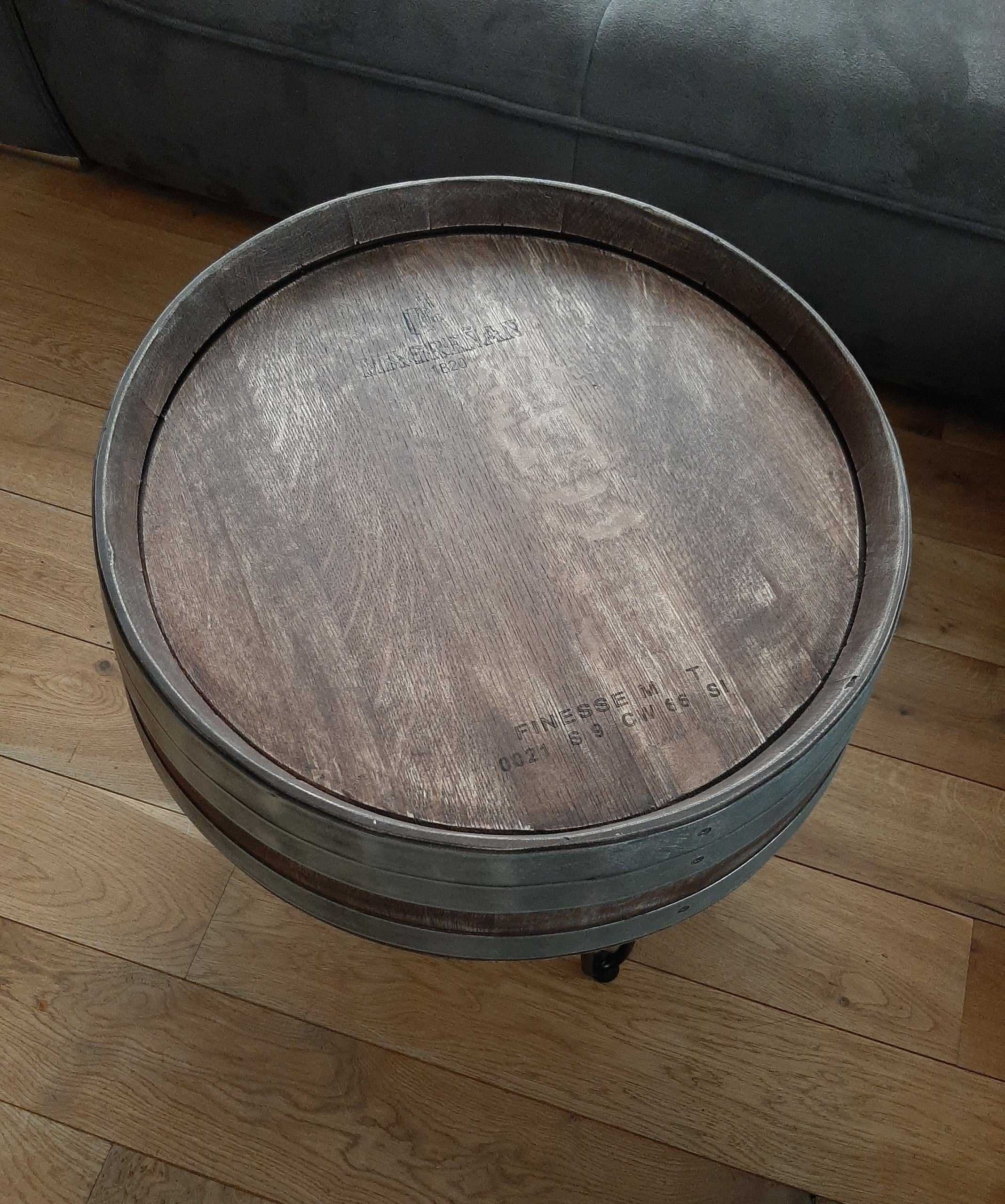 Weinfass Couchtisch Dreibein Whiskyfass-Optik