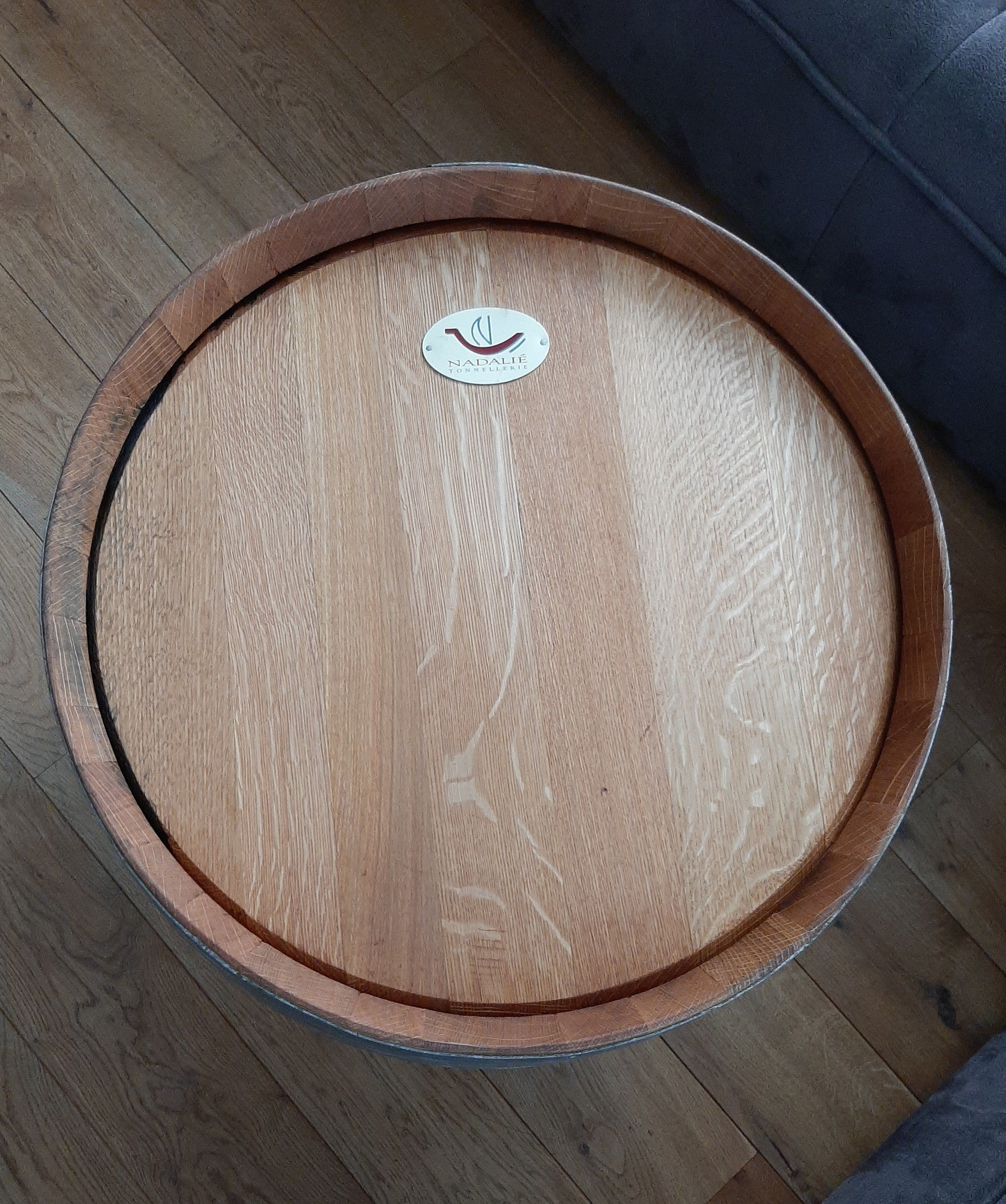 Weinfass Couchtisch Dreibein geölt