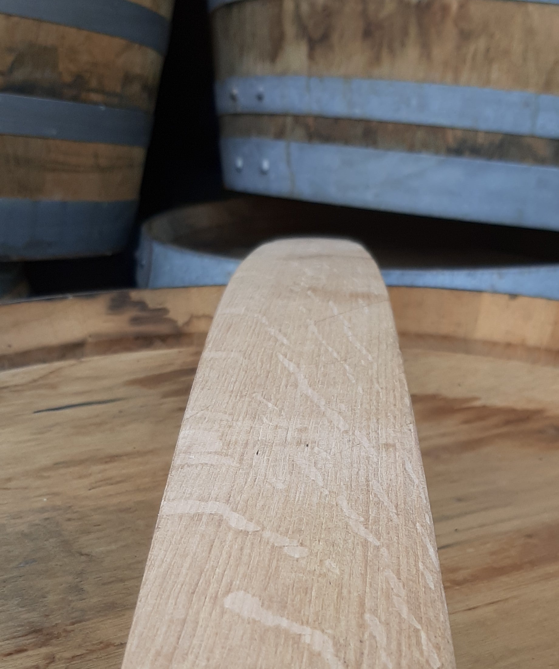 Behandelte Fassdauben aus Rotwein-Weinfass