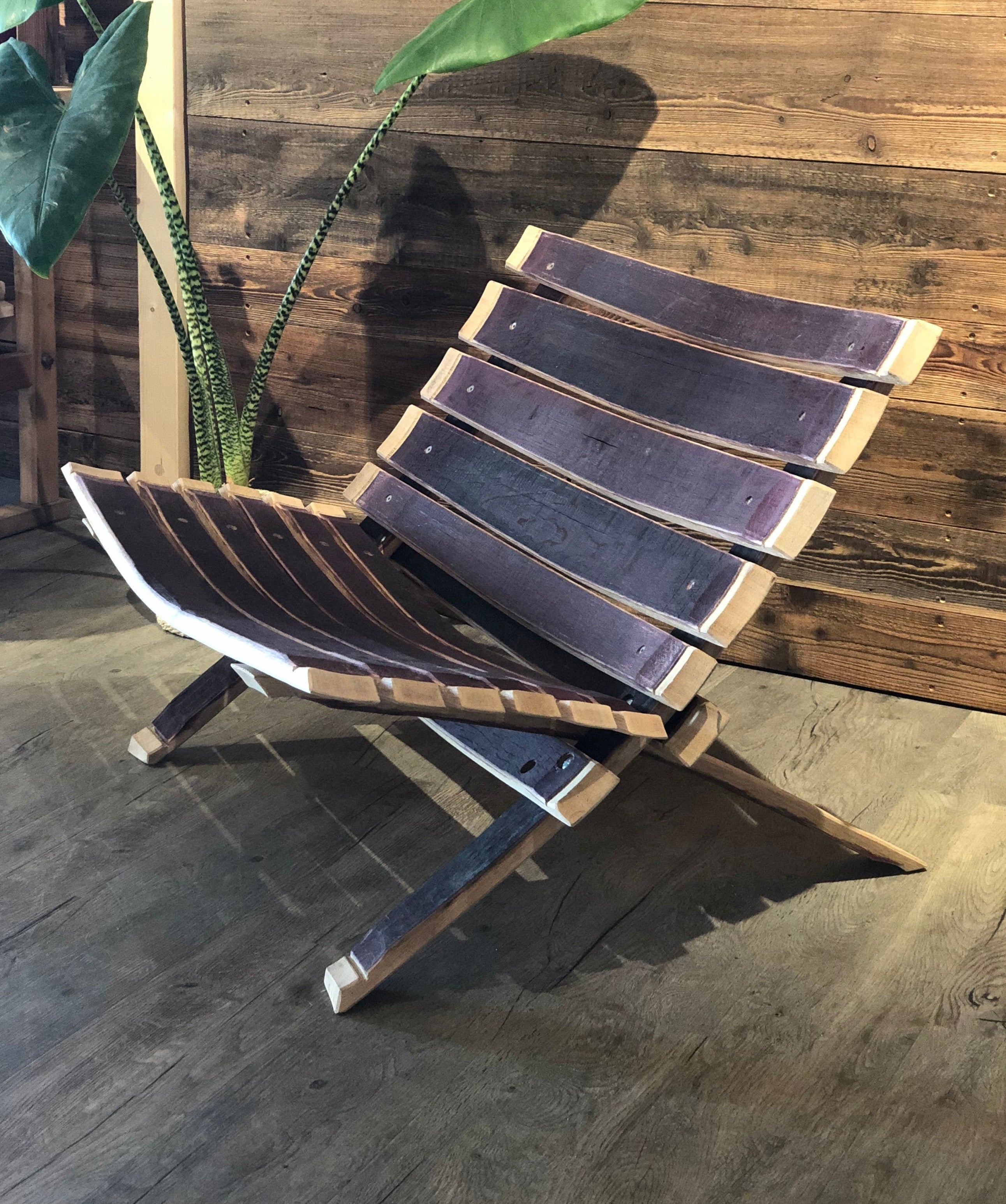 Loungestuhl aus Weinfassdauben