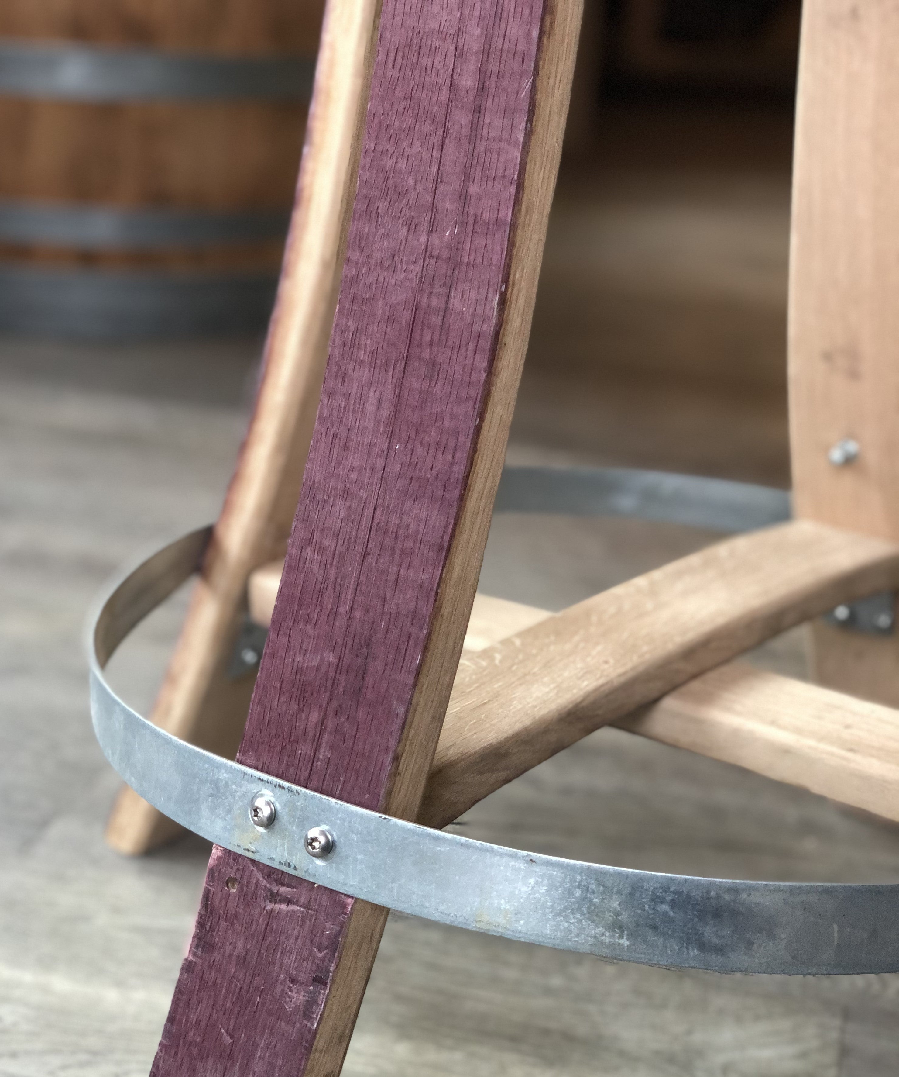 Barhocker aus Weinfassdauben 1.2
