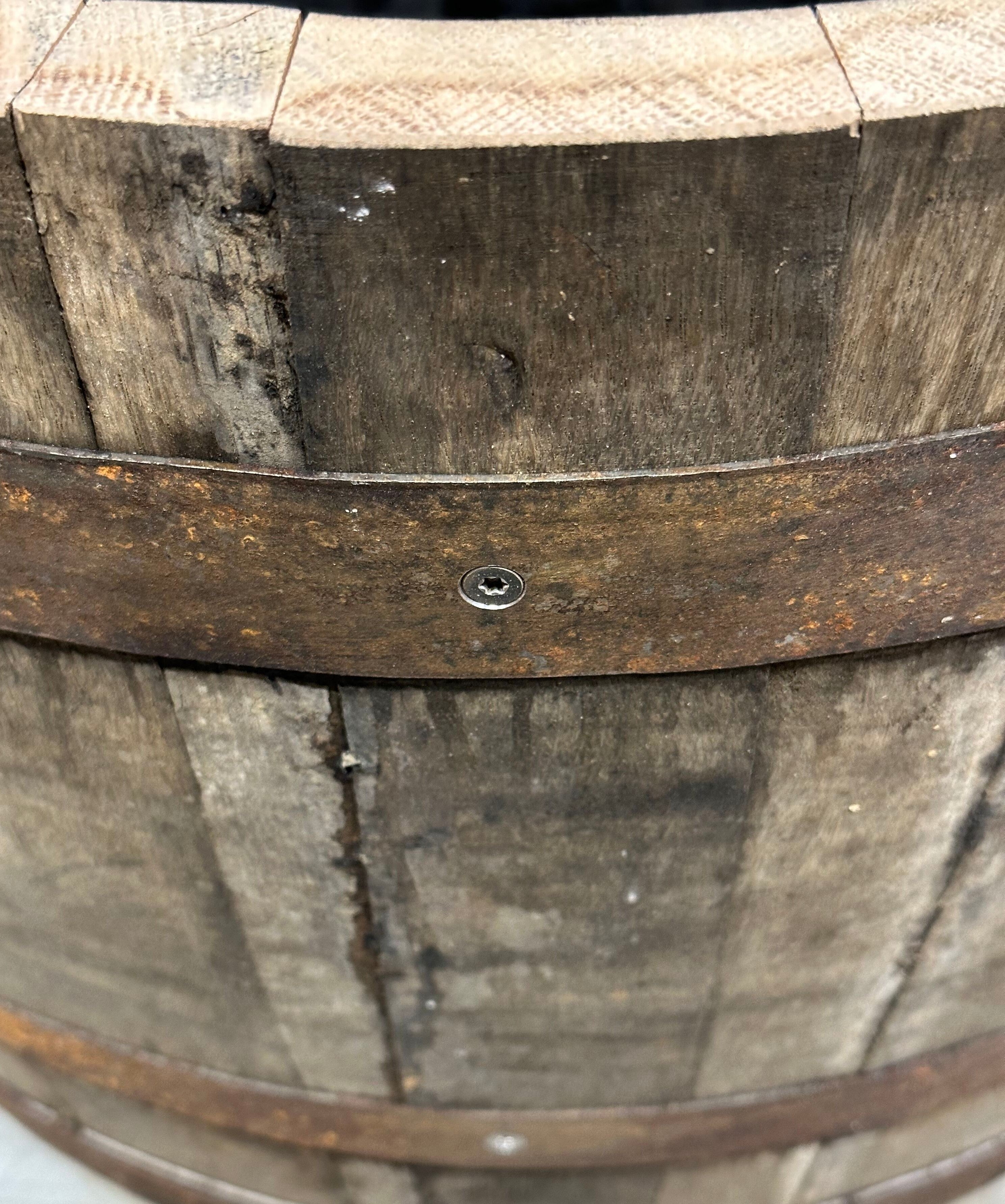 Pflanzkübel aus 1/2 gebrauchtem 190l-Whiskyfass (95l)