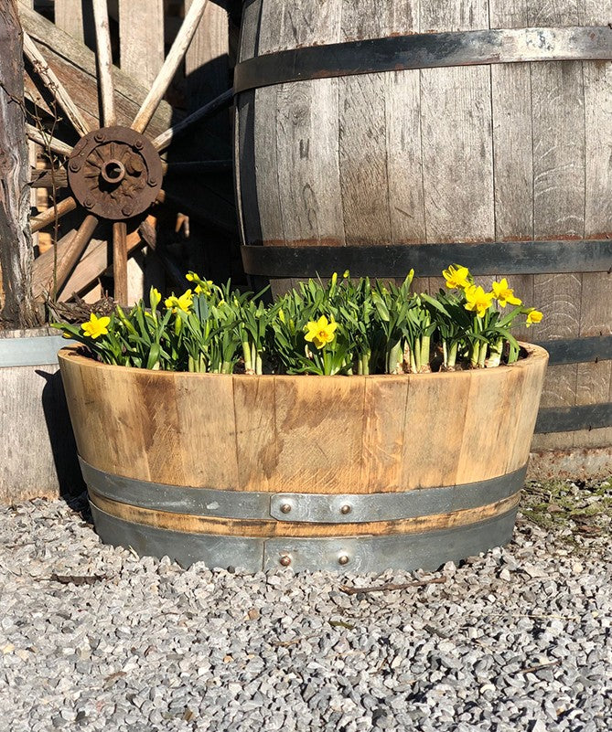 Blumenkübel aus 1/4 gebrauchtem Weinfass natur