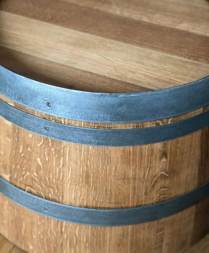 Weinfass Couchtisch geölt - halbes Weinfass