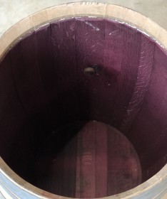 Pflanzkübel aus ganzem gebrauchten 225l-Weinfass (225l)