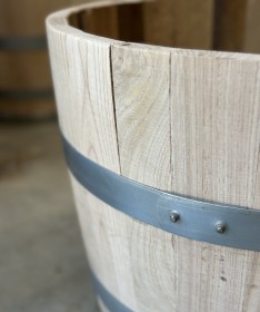 Pflanzkübel aus 1/2 100l-Kastanienfass (50l)