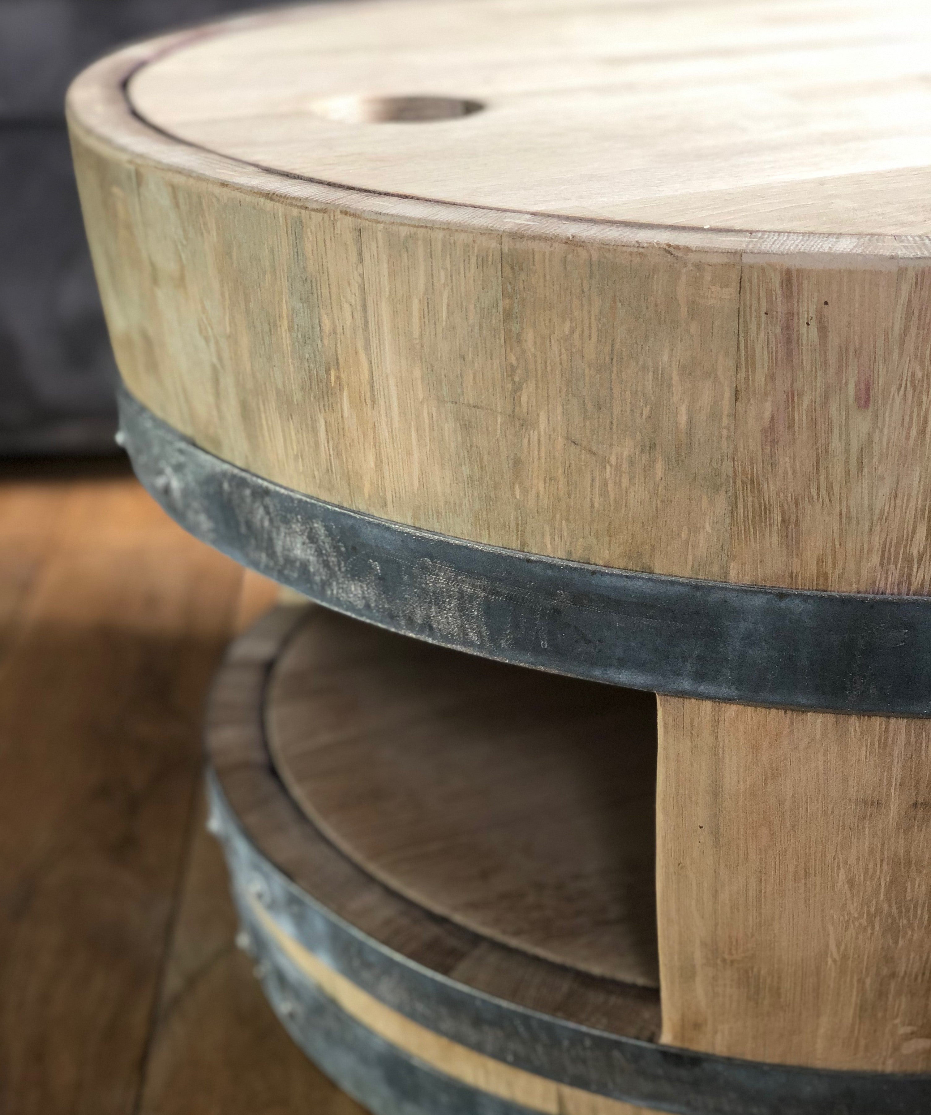 Weinfass Couchtisch mit Holzdeckel und Einlegeboden natur