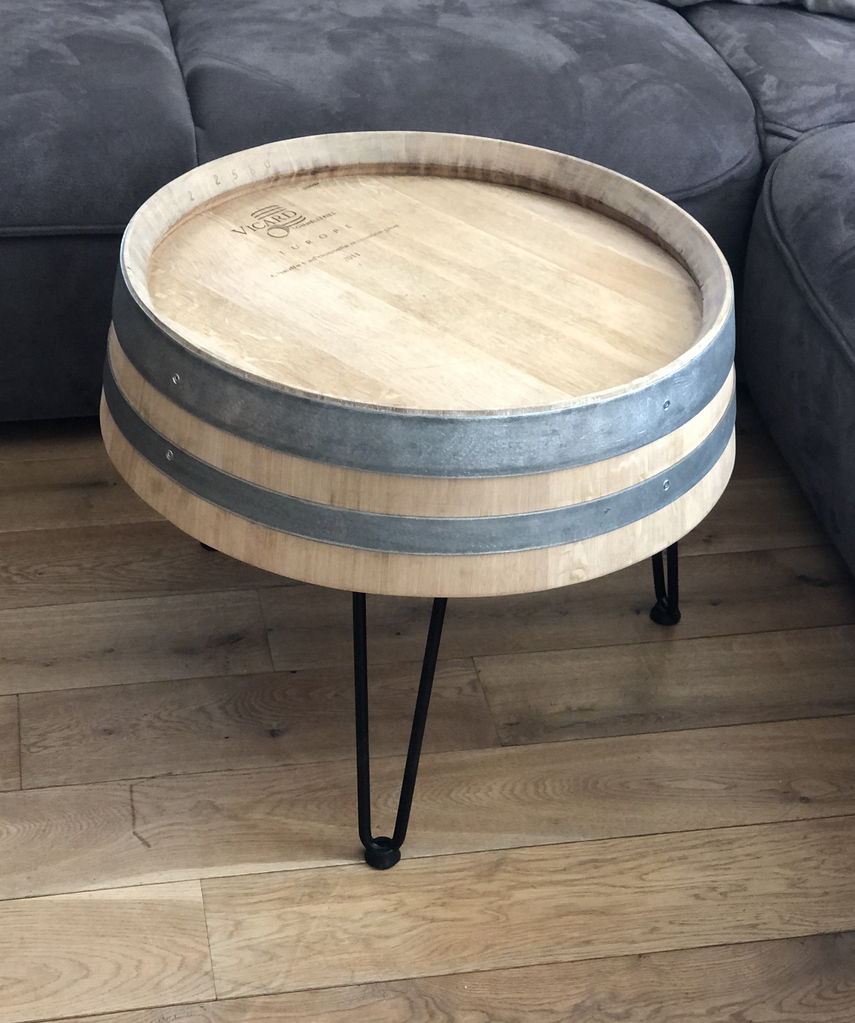 Weinfass Couchtisch Dreibein natur
