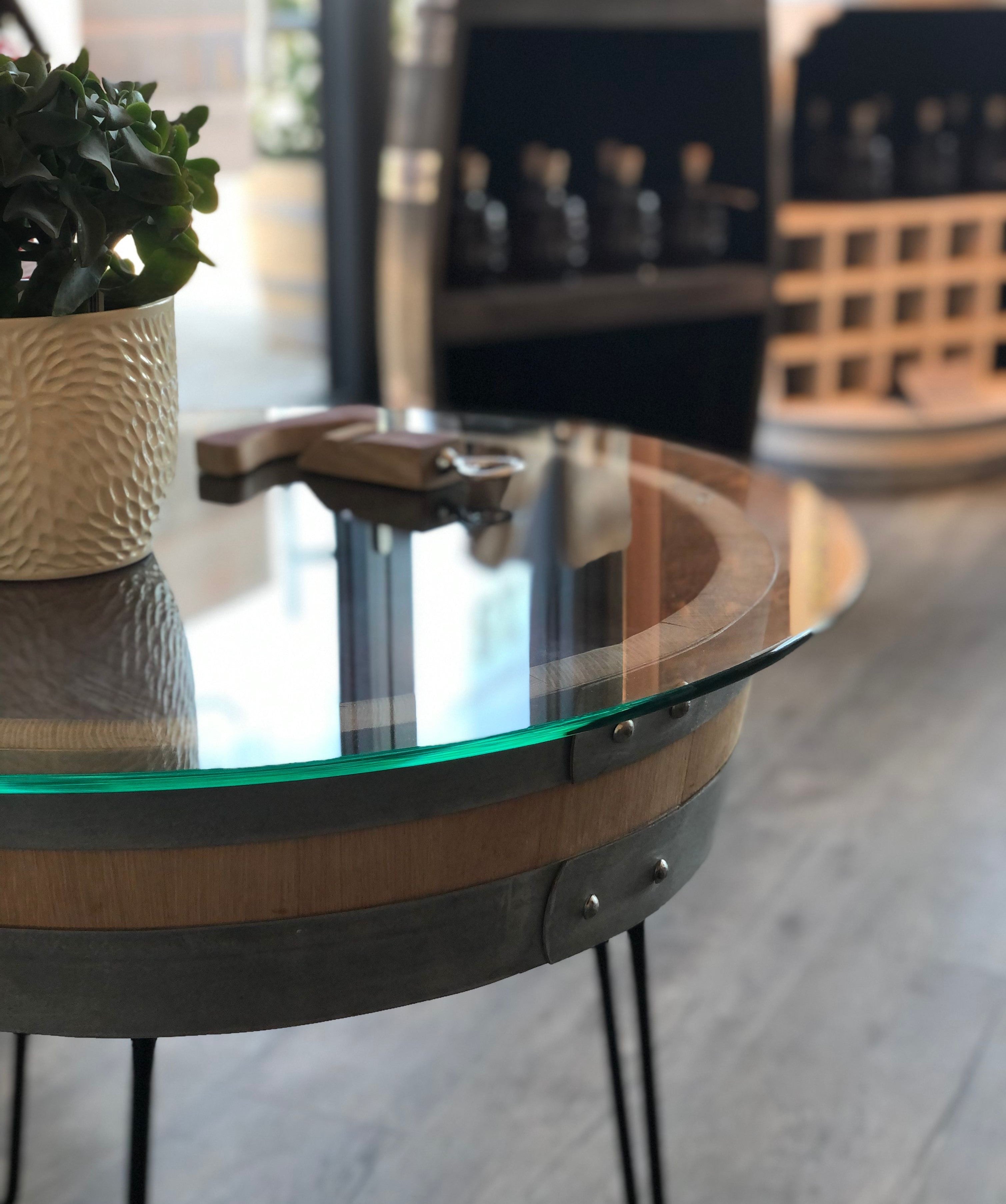 Weinfass Couchtisch Dreibein mit (70er) Glasplatte