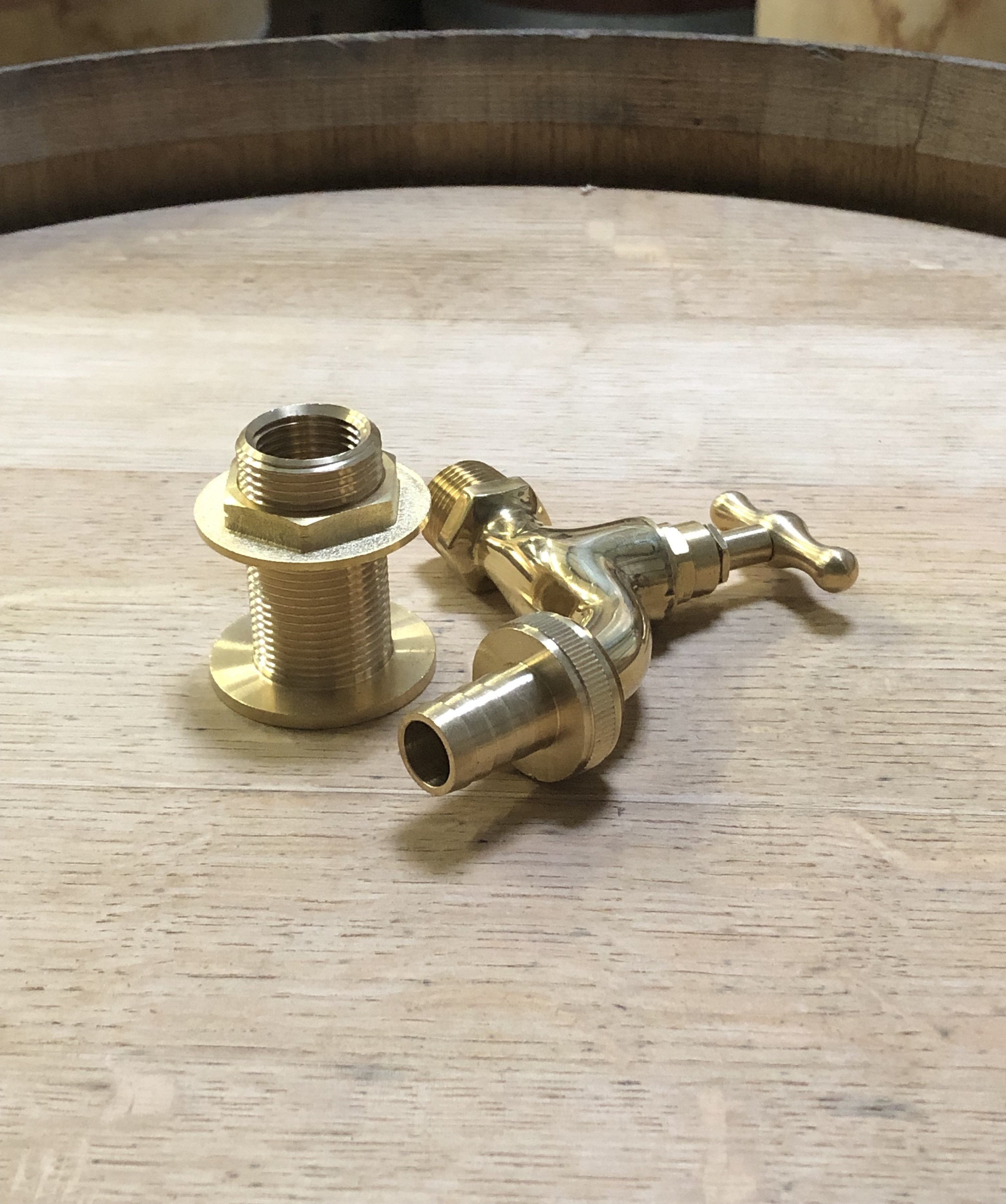 500 Liter Regentonne / Regenfass aus Weinfass